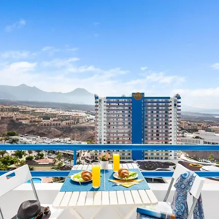 1413 Panoramic 1 Bedroom, Ocean View! דירה