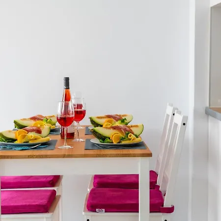 1413 Panoramic 1 Bedroom, Ocean View! דירה *