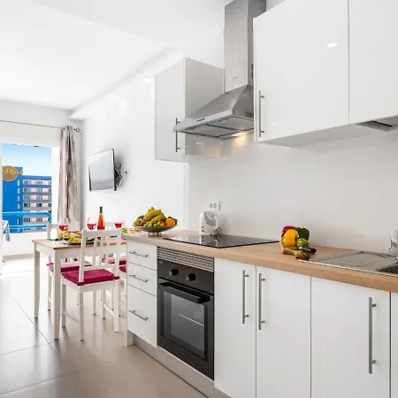 1413 Panoramic 1 Bedroom, Ocean View! Апартаменты